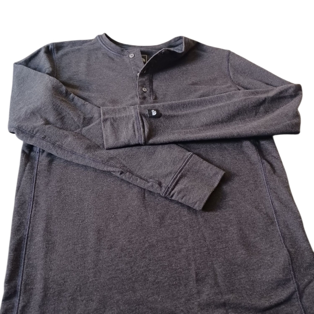 The North Face Charcoal Long Sleeve Top - Picture 5 of 5